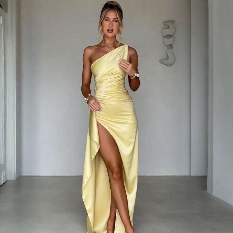 Women's Clothing Oblique Collar Slit Sleeveless Women's Sexy Slim Evening Dress_ecoleips.com