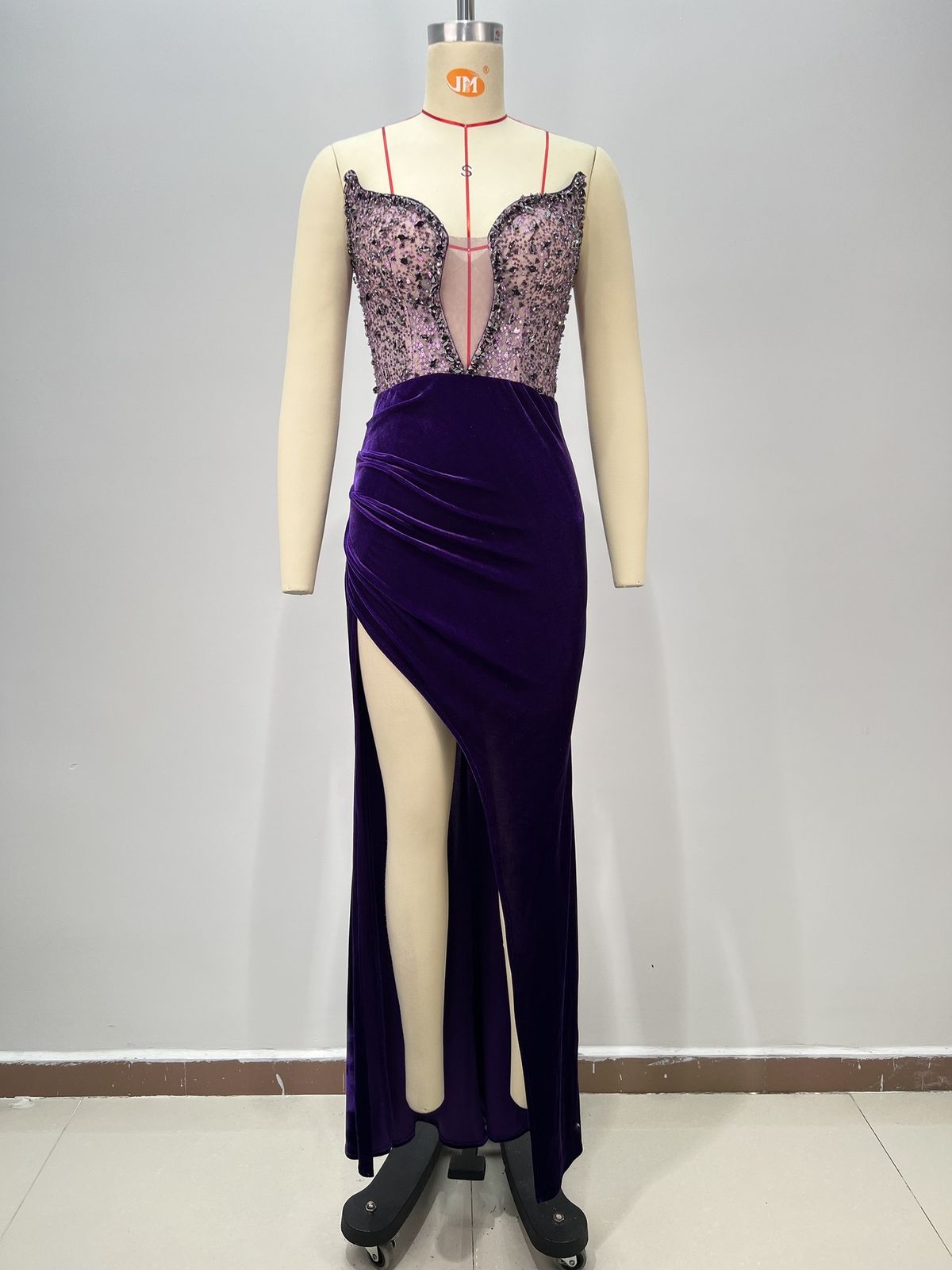 Women's Clothing New Tube Top Heavy Diamond Velvet Pleated Open Hairpin Sexy Party Evening Dress_ecoleips.com