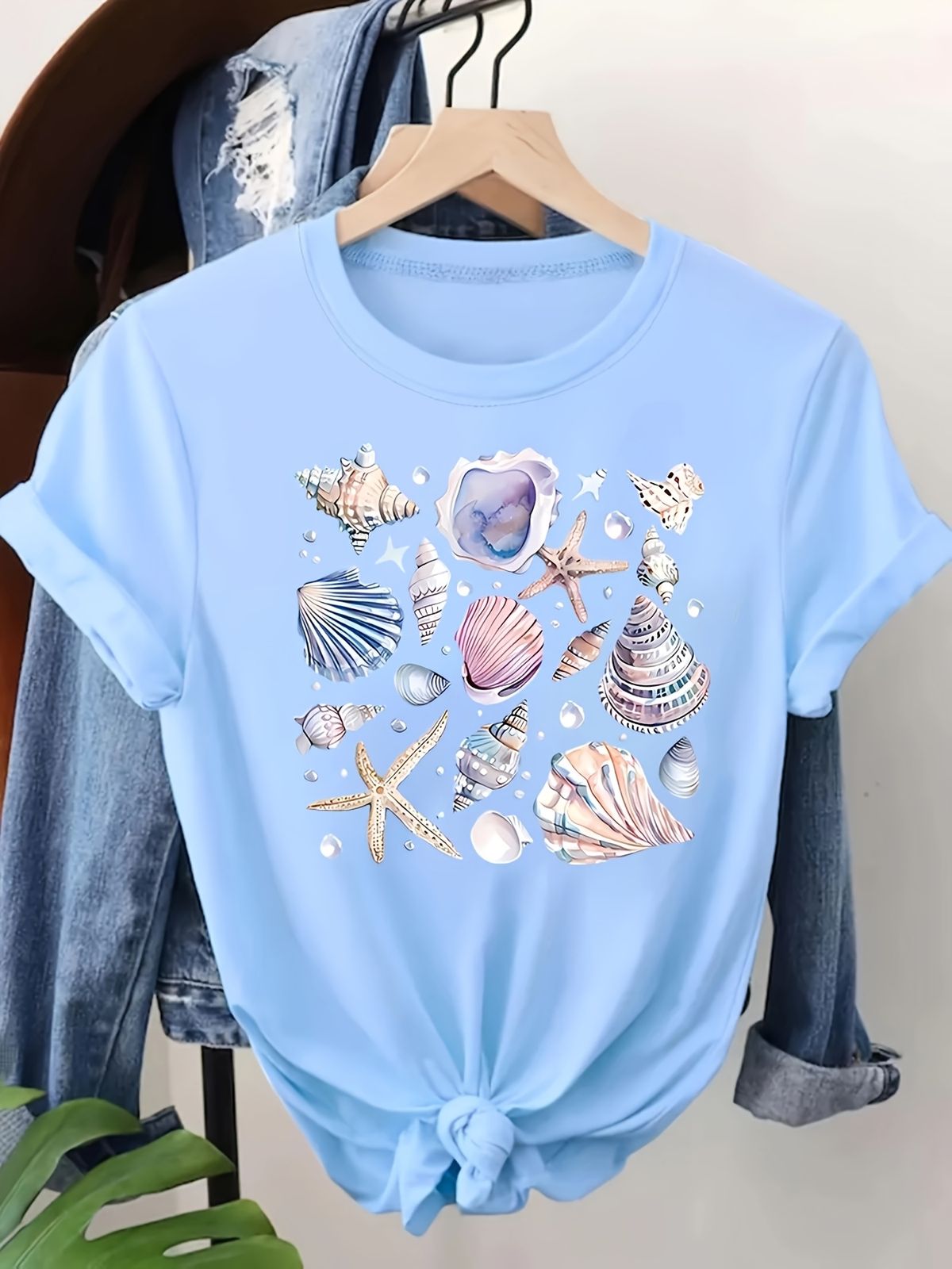 Seashell & Starfish Women's Tee - Coastal Beach Graphic, Casual Light Blue Top_ecoleips.com