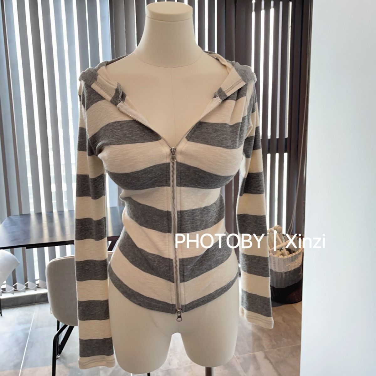 Korean Dongdaemun Hooded Knitted Sports Sweater Jacket Slim Fit Cover up Women's Top in Stock for Fall/Winter_ecoleips.com