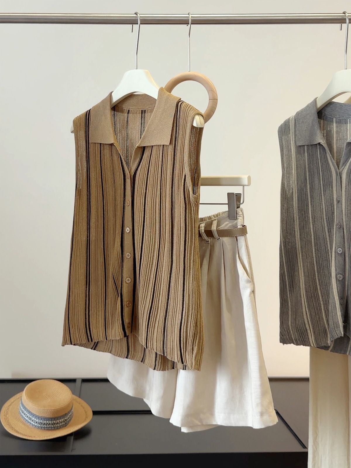Women's Old Money Style Color Block Striped Sleeveless Knit Top Slim Fit Polo Collar Cardigan New Summer Elegant_ecoleips.com