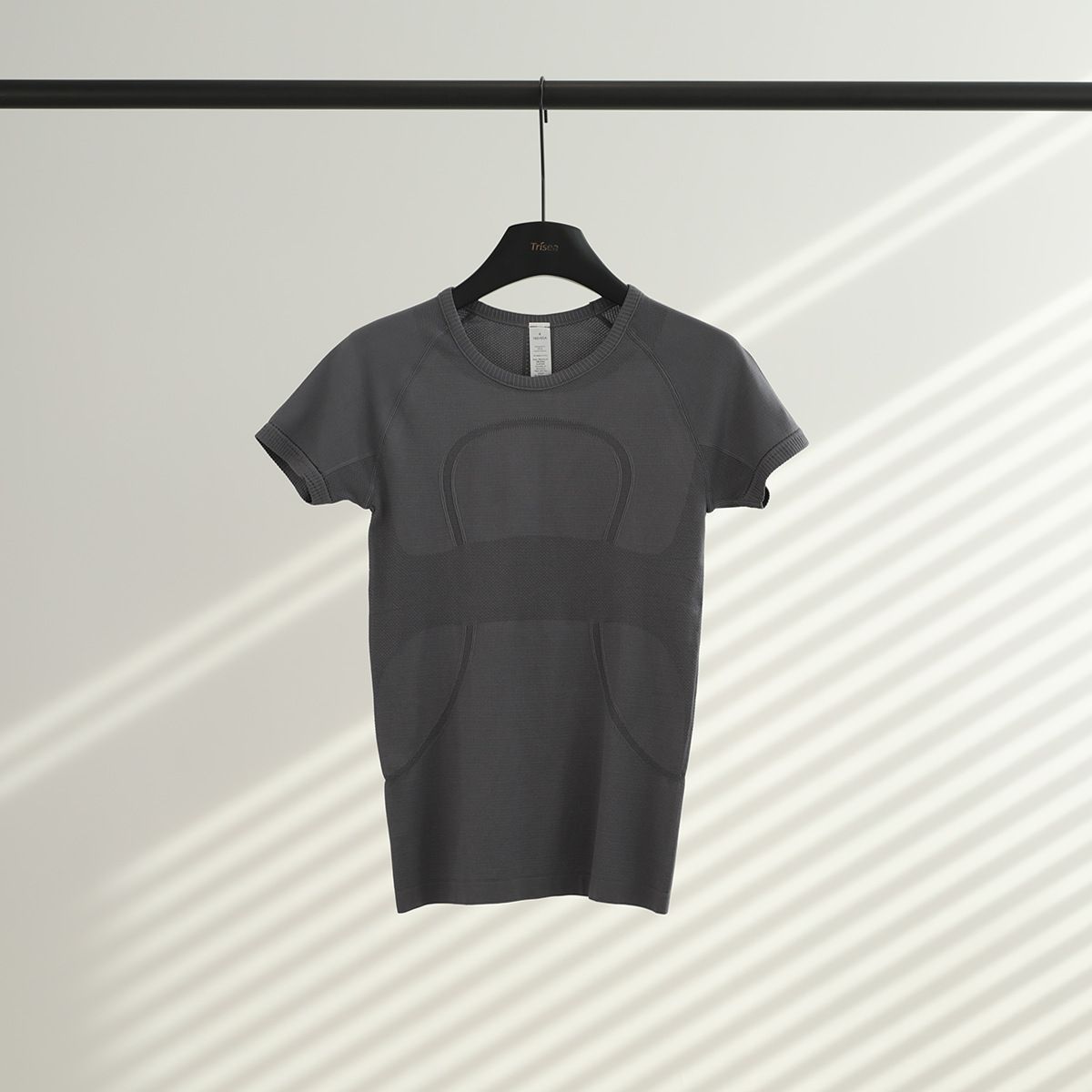 Ultra-Stretch Quick-Dry Round Neck T-Shirt For Women – High-Performance Running & Yoga Top (Lightweight Athletic Tee)_ecoleips.com