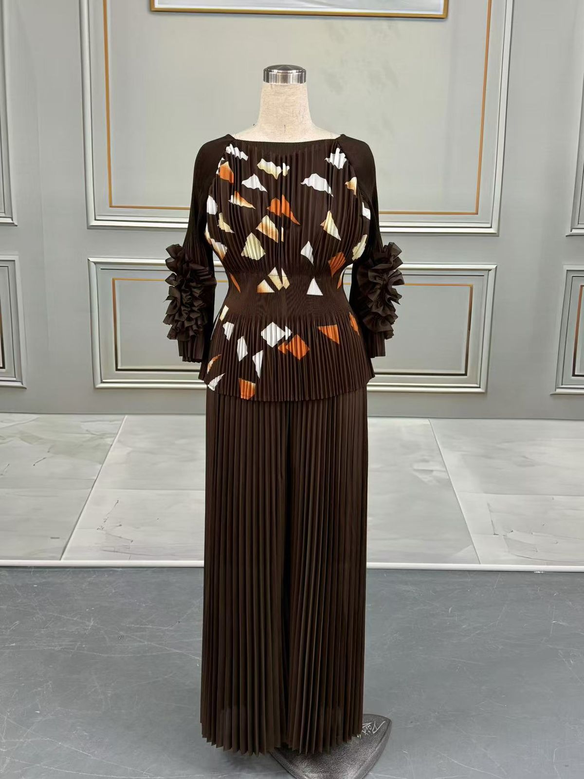 Women's Clothing Tops And Pants Pleated Suits Pleated High End Fashion Middle East Africa_ecoleips.com
