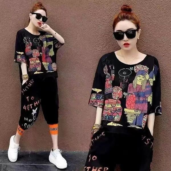 Women's Plus Size Hip Hop Sportswear Set Fashionable Summer Short Sleeve Tapered Leg Capri Pants Loose Harem Style Two Piece Outfit_ecoleips.com