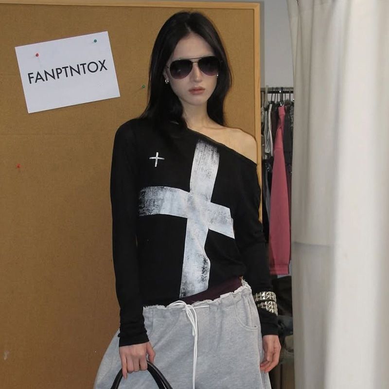Women's Casual Sexy Hot Girl T-Shirt Off-Shoulder Neck Slim Long Sleeve Cross Print European And American Style Top_ecoleips.com