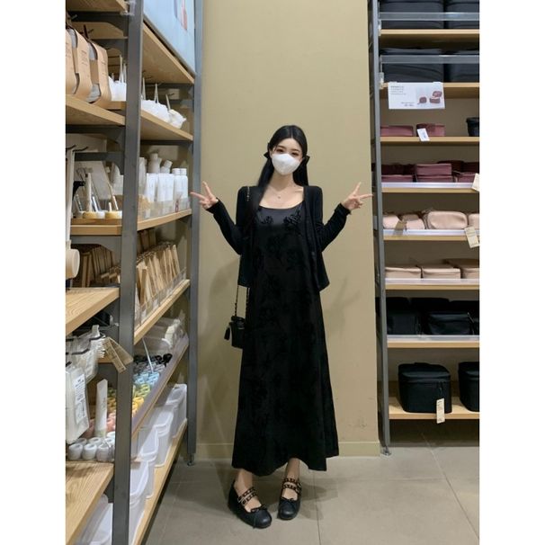Autumn New Korean Fashion Flocked Camisole Black Cardigan Two-Piece Set Maternity Dress_ecoleips.com