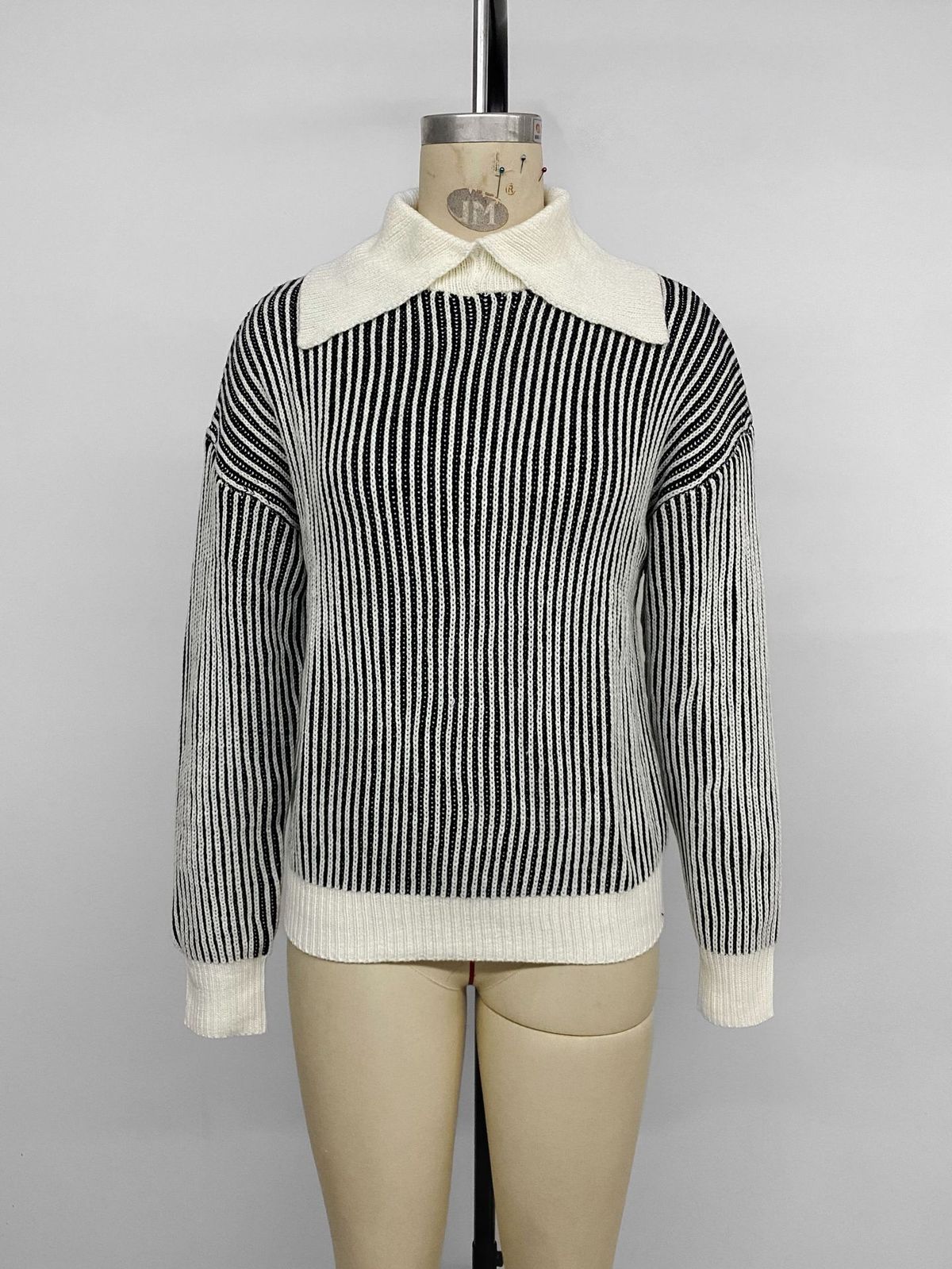 K New Casual Retro Style Design With A Large Lapel And Half High Collar Striped Sweater For Women_ecoleips.com