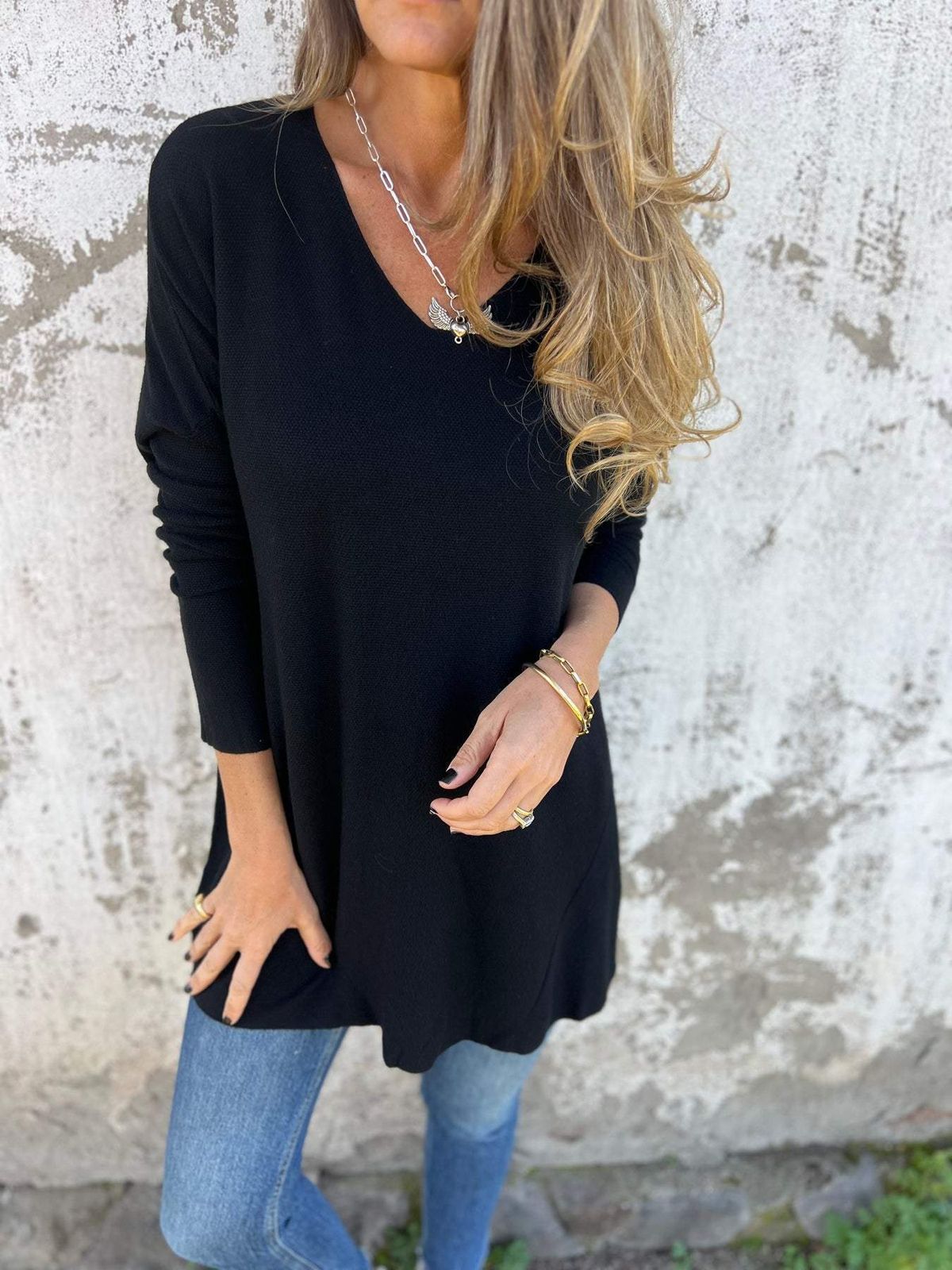 5. Spring And Autumn Solid Color V-Neck Knitted Sweatshirt Loose Top Women's Clothing_ecoleips.com