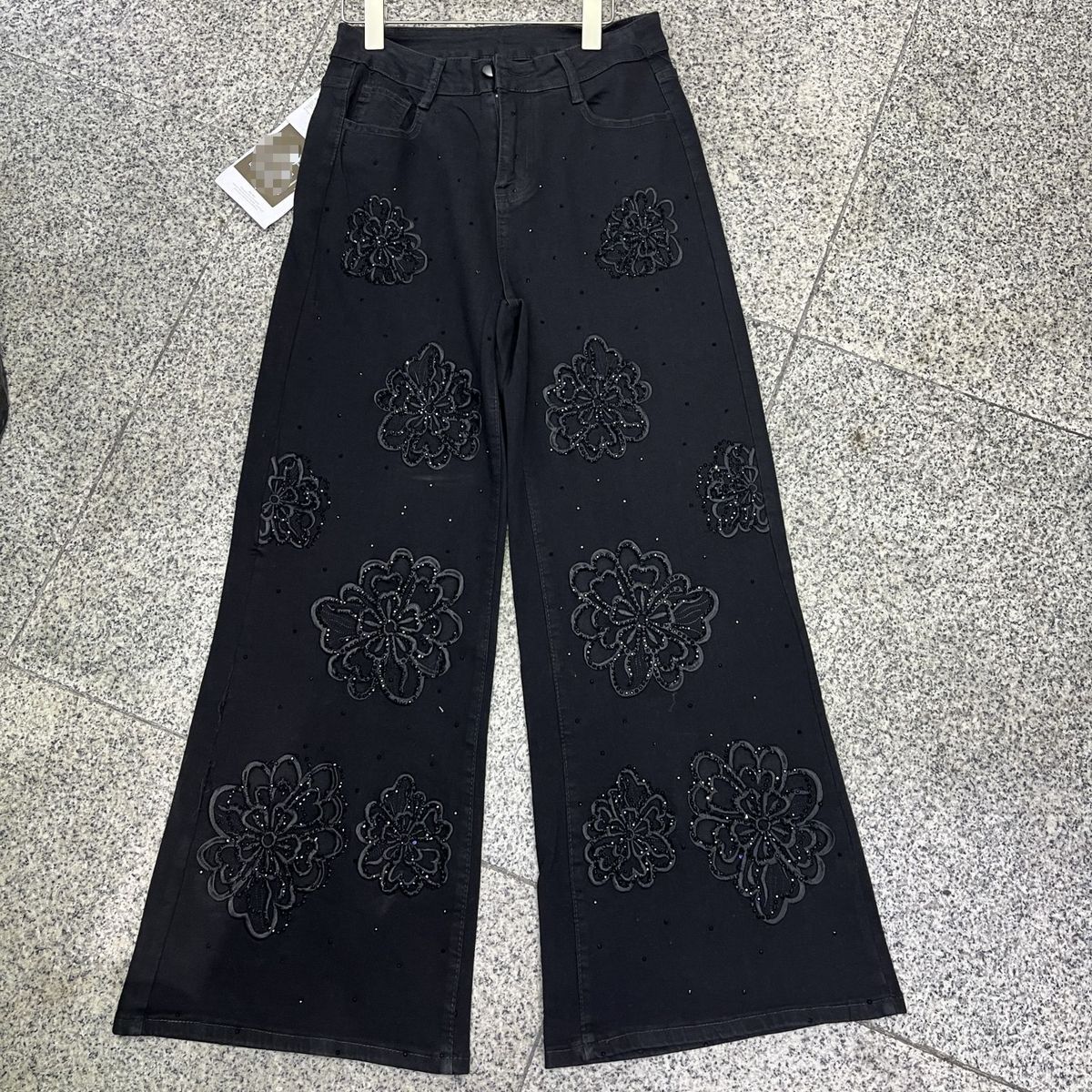 Women's Slimming Stretchy Denim Jeans American Style Floral Rhinestones Wide Leg Straight Leg Fashionable New Spring Design_ecoleips.com