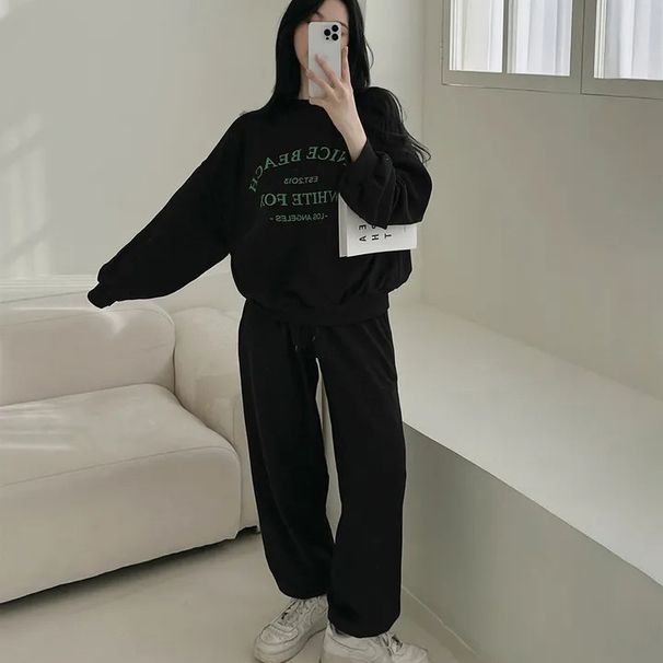 Korean-Style Women’s Fleece-Lined Sweatshirt & Pants Set – Winter Loose Fit Casual Outfit (M-XXXL, Gray/Pink/Black, Slim & Fleece-Lined Options)_ecoleips.com