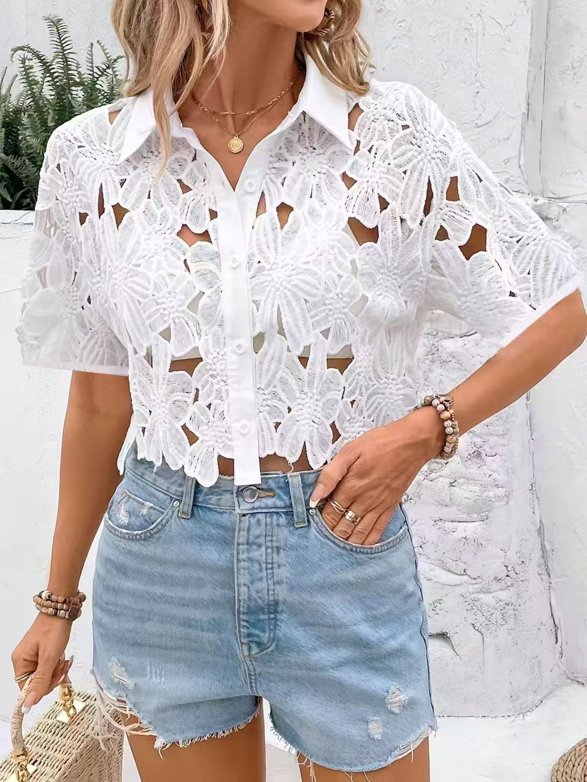 Women’s Lace Blouse – Short Sleeve Elegant Shirt (Black/White) | S-XXL | Office & Vacation_ecoleips.com