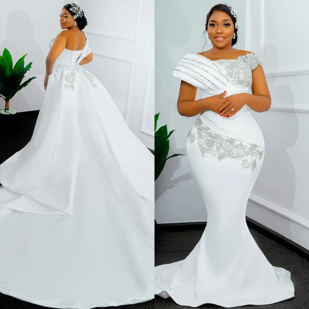 Long Mermaid Wedding Dress Diamond Bridal Gown off the Shoulder Design Floor Length Train Suitable for Black Girls_ecoleips.com