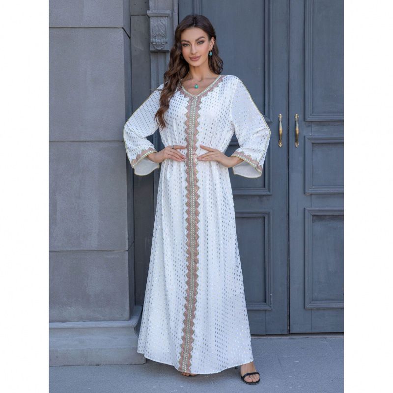 Muslim Abaya With Gold Embroidery Simple Lace Slim Fit Dubai Women's Dress_ecoleips.com