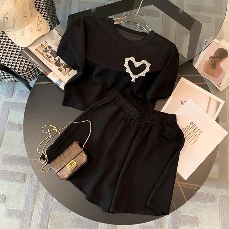 Plus Size White Casual Sports Suit Set For Women High End Fashionable And Youthful Two Piece Shorts New Summer Style_ecoleips.com