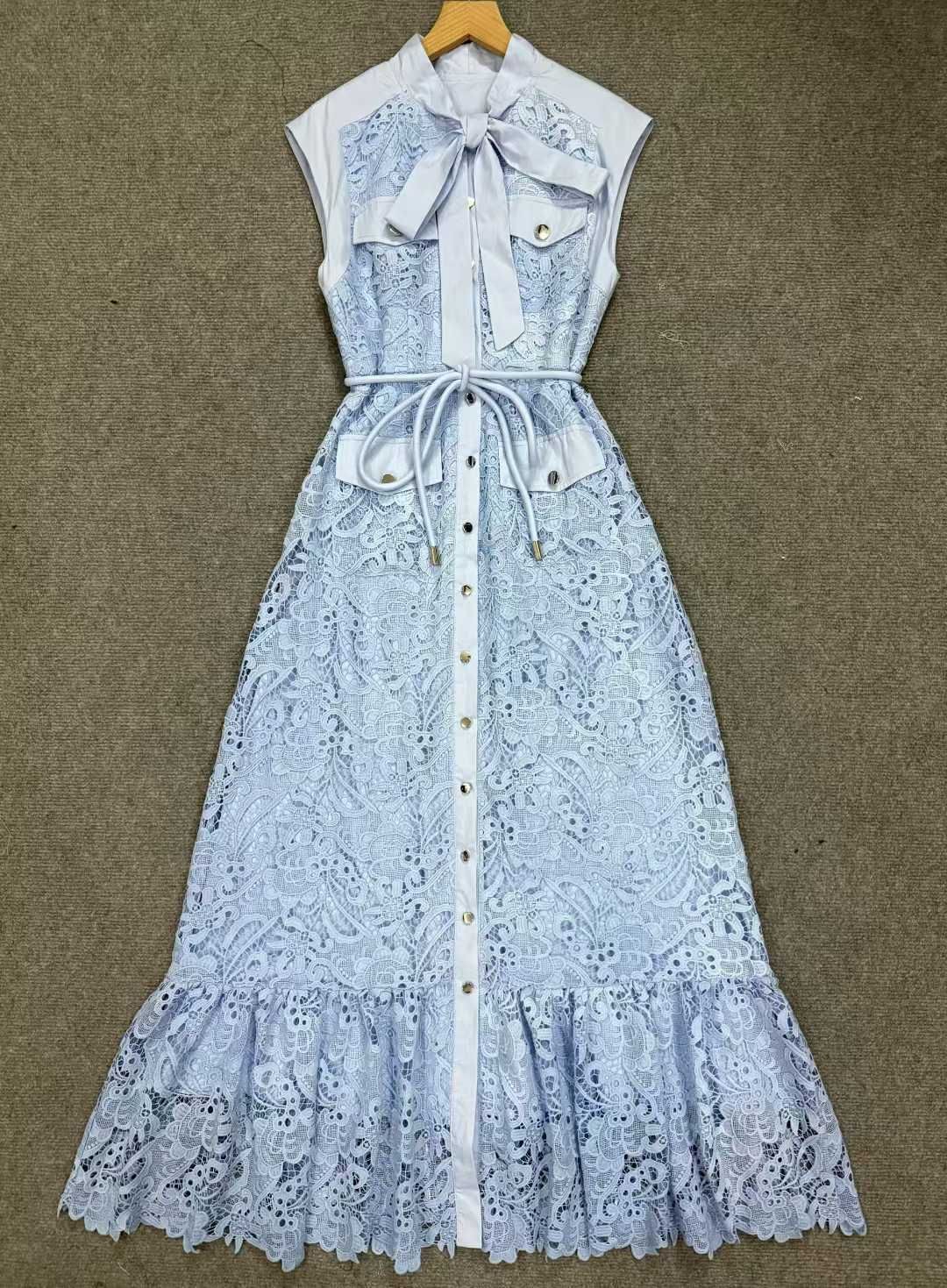 Women's Elegant Sleeveless Long Dress Lace Trimmed Slimming Waist Floral Print Vacation Style Autumn Clothing for Women_ecoleips.com