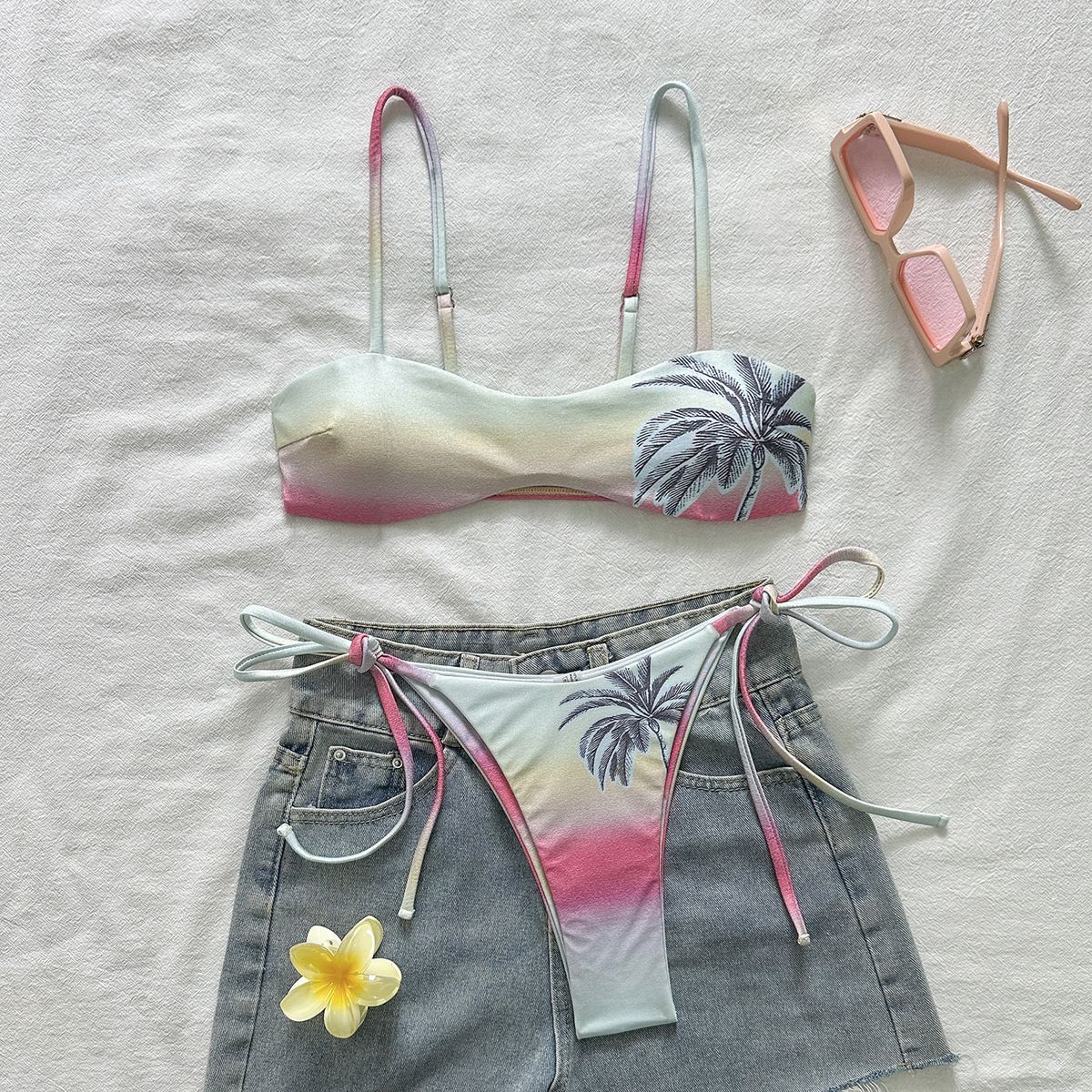 New 2026 Women's Gradient Illuminated Coconut Tree Swimsuit Two Piece Spaghetti Strap Bikini European American Style Cross Border E-commerce_ecoleips.com