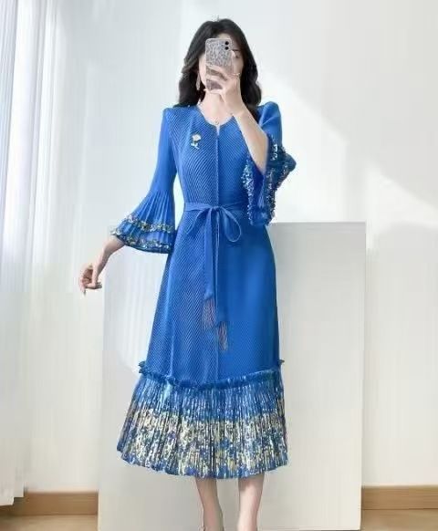 Women's Pleated Waist Tie Dress with Rose Brooch And Tassel Skirt New Spring Clothing_ecoleips.com