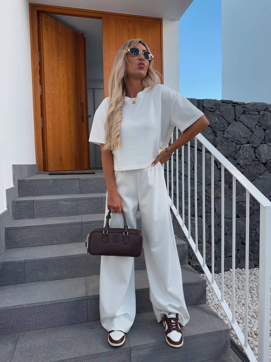 New European And American Casual T-shirt Set, Solid Color Short-sleeved T-shirt Top, Wide-leg Pants Two-piece Set For Women_ecoleips.com