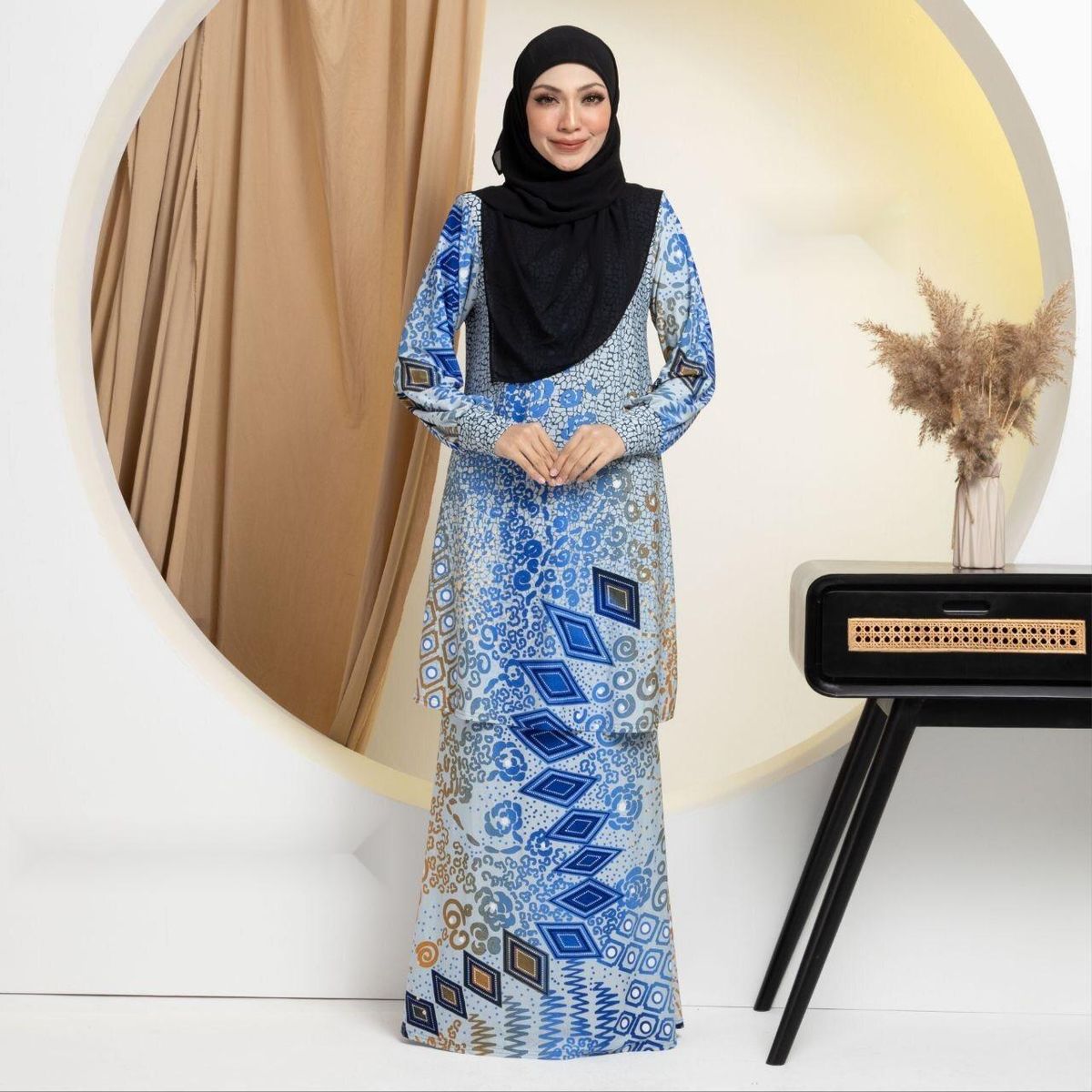 Fashionable Long Sleeved Women's Dress New Style 2026_ecoleips.com