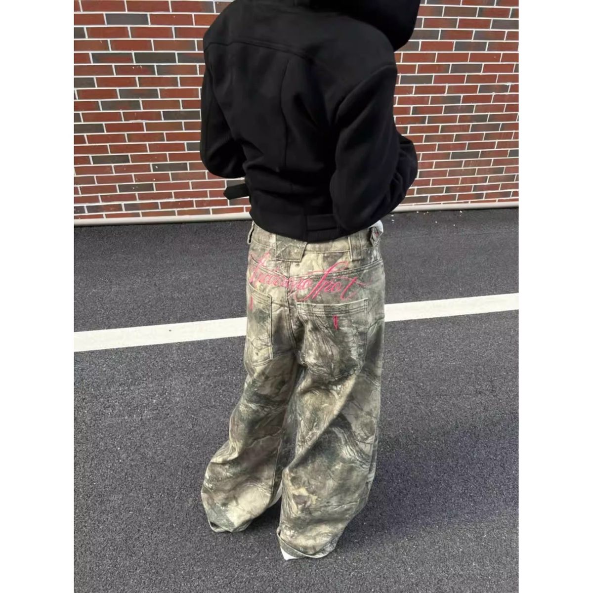 Retro American Letter Print Camouflage Casual Pants Straight Wide Leg Versatile Jeans for Men And Women Instagram Style_ecoleips.com