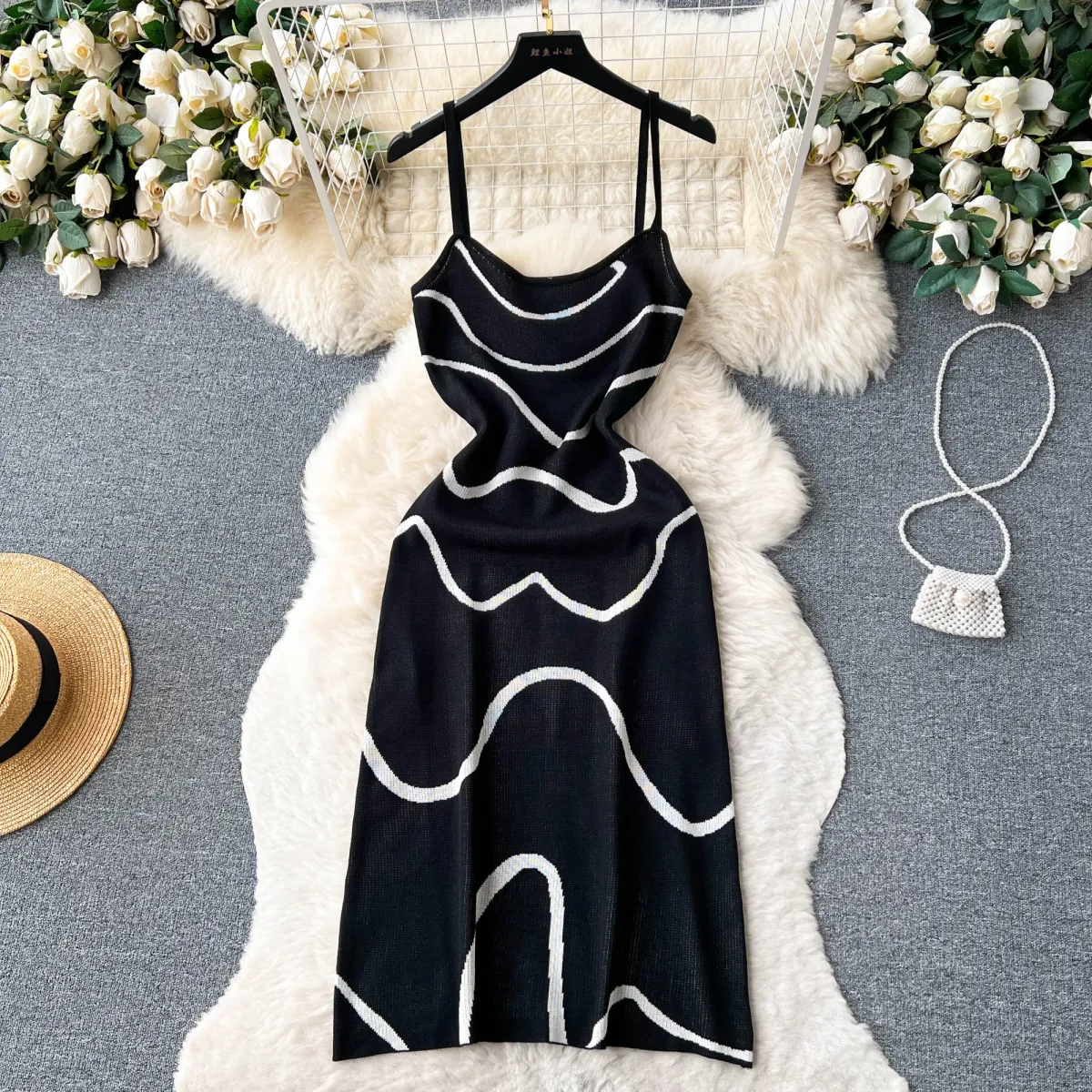 2024 Ladies Knitted Sheath Sundress Sleeveless Hotsweet Print Backless Slim Dress Fashion Elastic Beach Long Dress_ecoleips.com