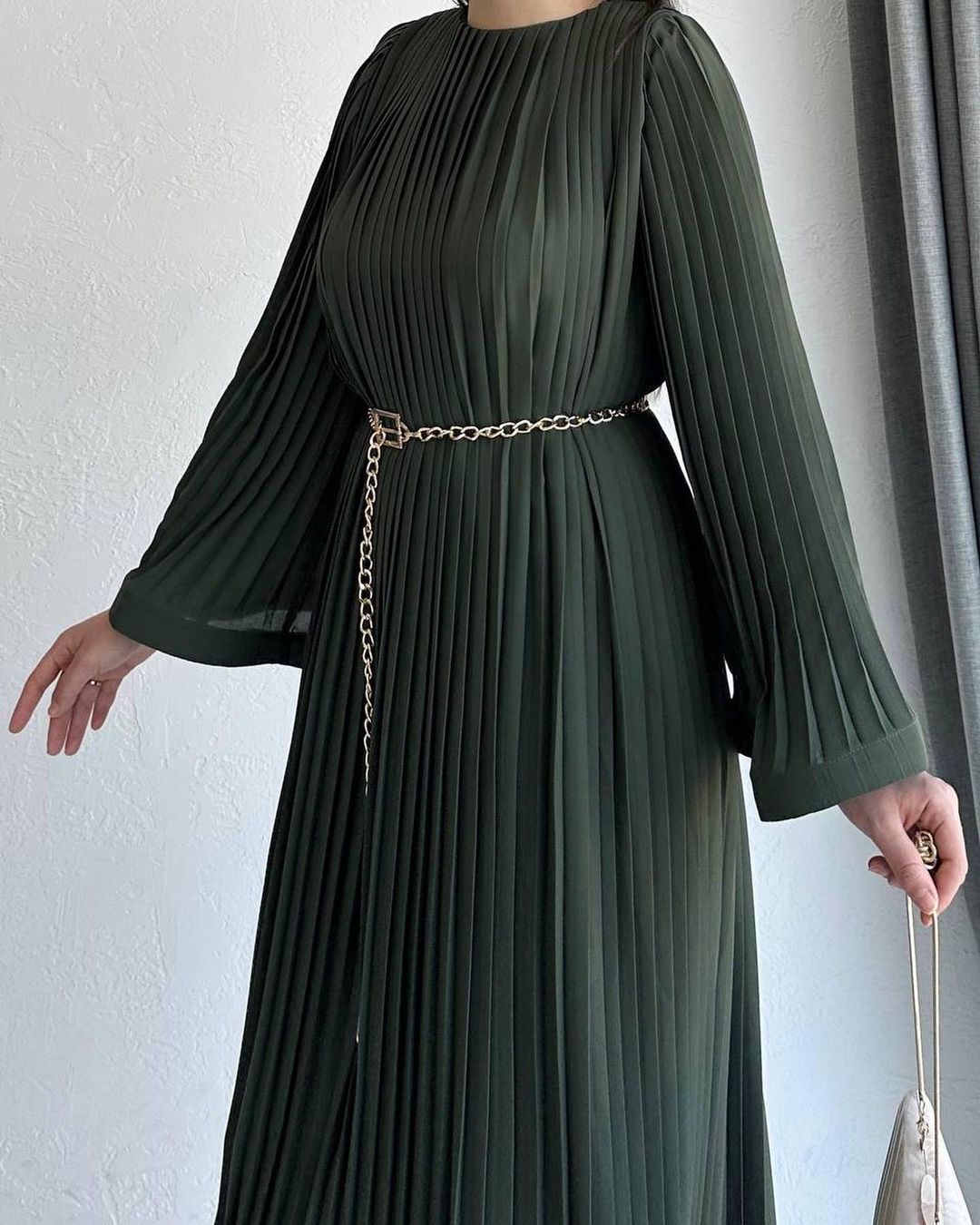 Women's Clothing Autumn New Long Skirt Temperament Pleated Trumpet Sleeve Long Dress_ecoleips.com