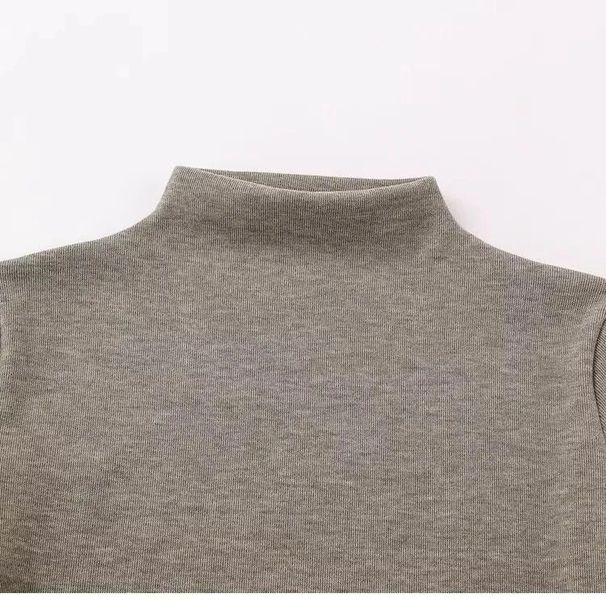 A 280-Gram Cashmere Base Layer With A Semi-High Collar Perfect For Autumn/Winter Wear. This Thick, Warm Garment Is Ver_ecoleips.com