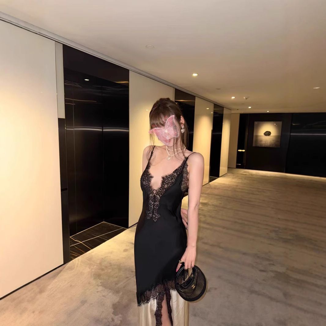 TZ6534 French-style Elegant Lace Spliced V-neck Camisole Dress For Women, Slim-fit And Figure-flattering With A Slit_ecoleips.com