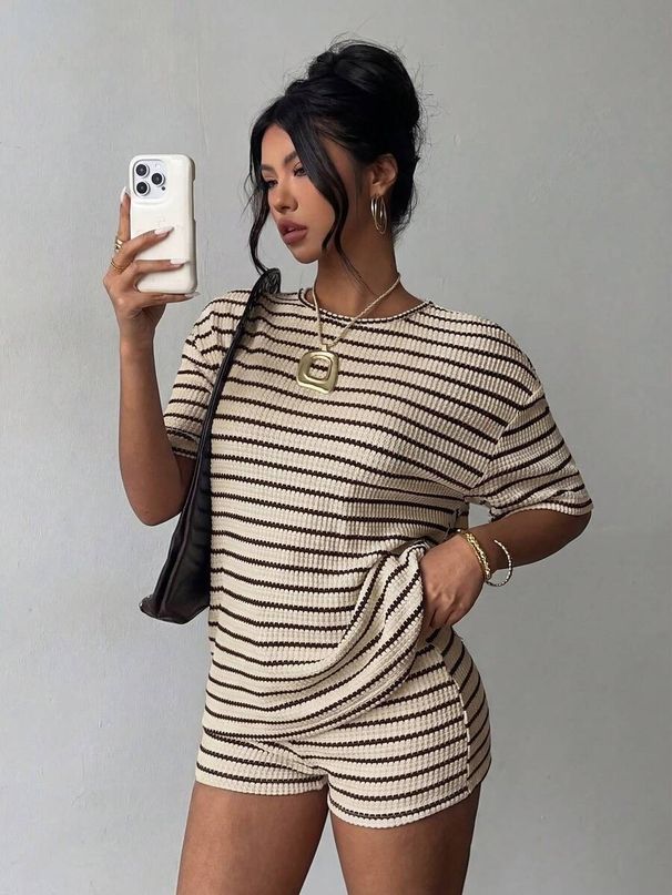 Summer New Arrival Women's Two Piece Set Patchwork round Neck Short Sleeve European American Style Casual Fashionable Shorts_ecoleips.com