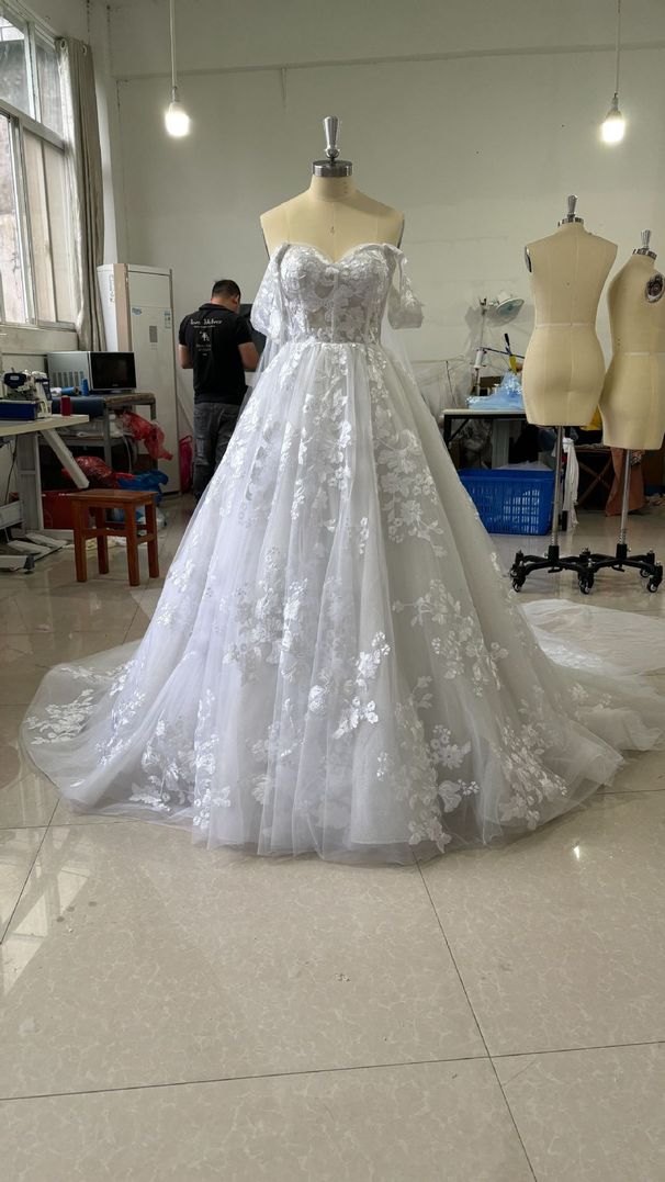 Light wedding dress French 2025 new bride trailing simple atmosphere high end one shoulder retro temperament main yarn summer_ecoleips.com