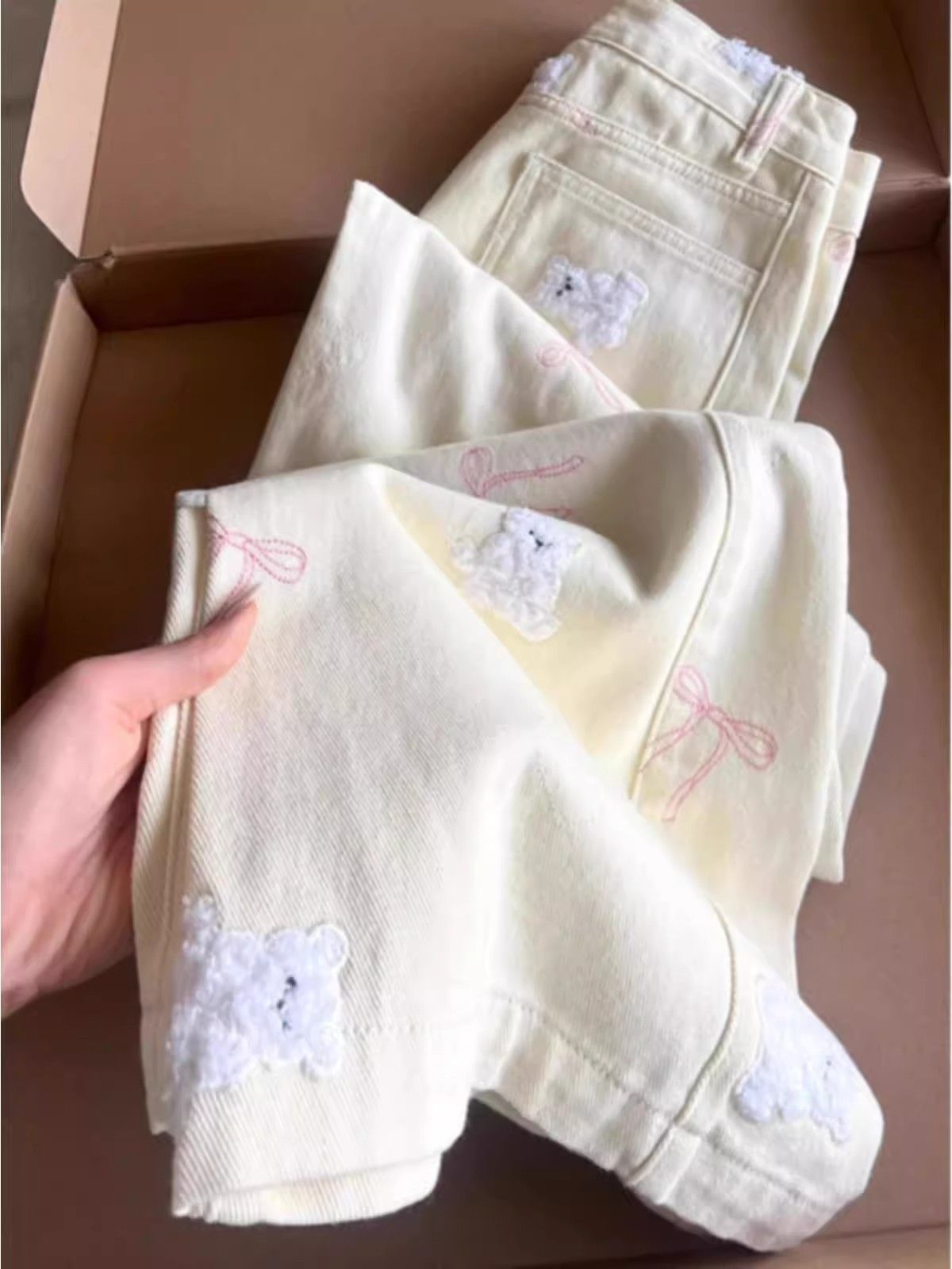 Women's Clothing Cream Yellow Bear Embroidered Straight Jeans For Women New Design Cute High Waist Slim Casual Long Pants_ecoleips.com