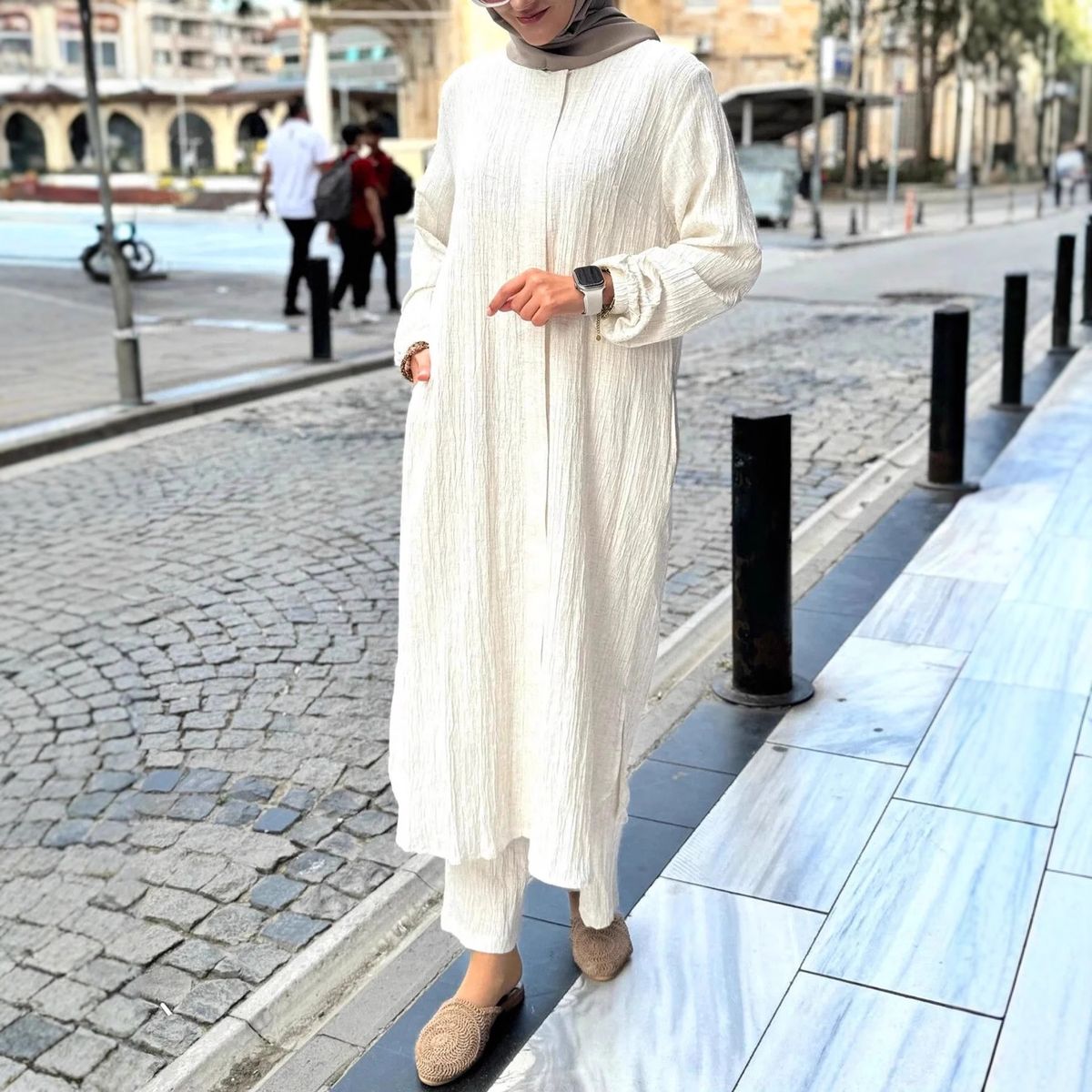 Elegant Modest Muslim Dress Long Sleeve Loose Fit Maxi Asymmetrical Hemline White S-XL Polyester Comfort Hijab Fashion_ecoleips.com