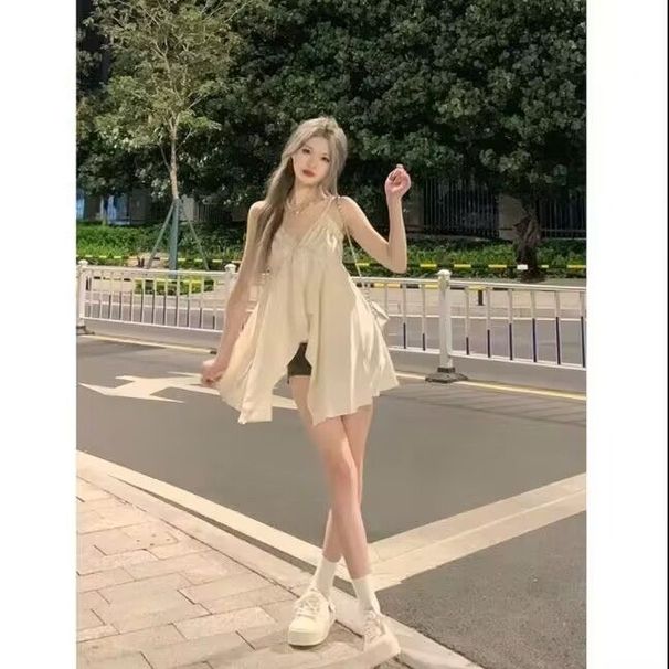 Pure Desire Irregular Strap Summer New Hot Girl Design Sense Niche Vest Elegant Ruched Dopamine Top For Women_ecoleips.com