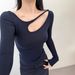 Women's Off-Shoulder Long Sleeve T-Shirt – Sexy Cutout Design, Slim Fit & Versatile (Black/White/Pink/Red/Tibetan Blue, S/M)_ecoleips.com