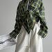 Retro-Style Versatile Lapel Loose Shirt, Autumn Plaid Long-Sleeved Pocket Women's Shirt_ecoleips.com