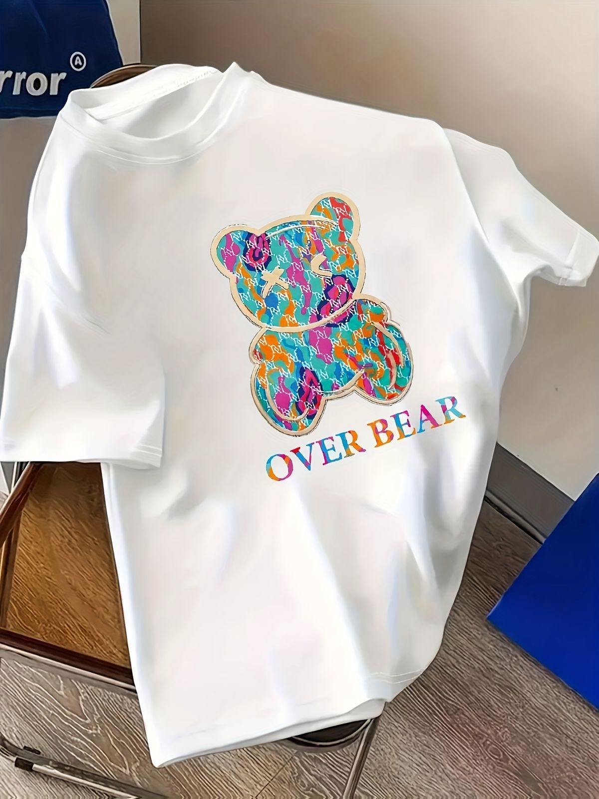 100 Cotton Casual White Round-neck T-shirt With Colorful Bear Desig Short Sleeves Women's FashionDamen-Grafik-T-Shirt_ecoleips.com