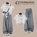 Retro Cartoon Print & Checkered Patchwork Short-Sleeve Top + Lace Trim Jeans Set – Vintage-Inspired Casual Outfit_ecoleips.com
