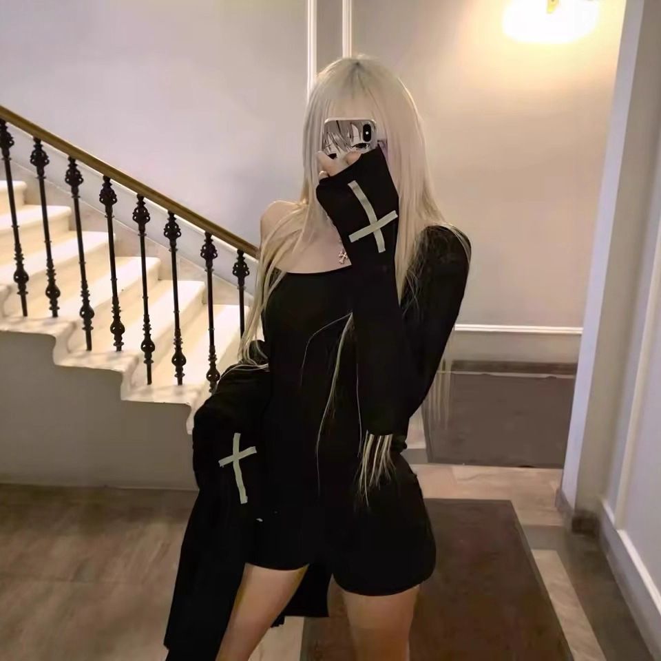 Women's Casual Long Sleeve T-Shirt Fashion Harajuku Cross Patch Rock Style Sexy Top European American Cross Border_ecoleips.com