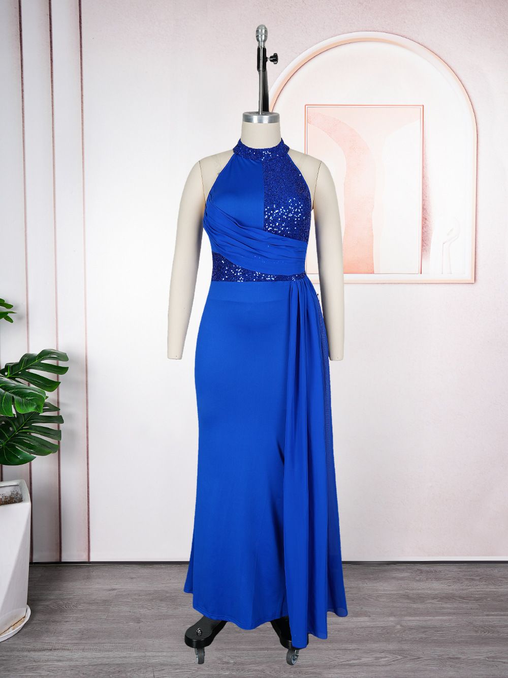 Elegant Plus Size Evening Gown – Halter Neck Floor-Length Dress With Sequin Embellishments For African & European Fashion_ecoleips.com