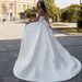 Women's Clothing White Simple Travel Photography Fishtail Bride Wedding Dress_ecoleips.com