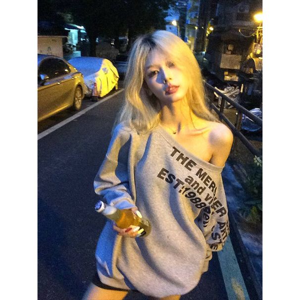 Women's Clothing Oblique Shoulder Letter Design Long Sleeved Sweatshirt Women's Loose Autumn Top_ecoleips.com