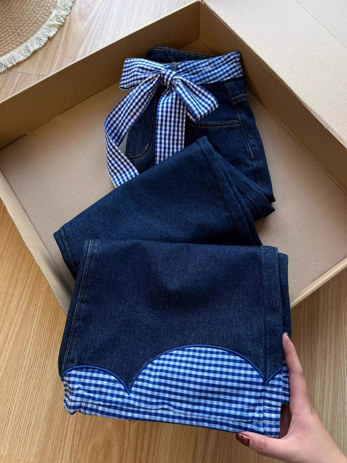 2026 New Women's Straight-Leg Jeans, High-Waisted, Commuter Style, Bow Tie Straps, Patchwork Design, Comfortable And_ecoleips.com