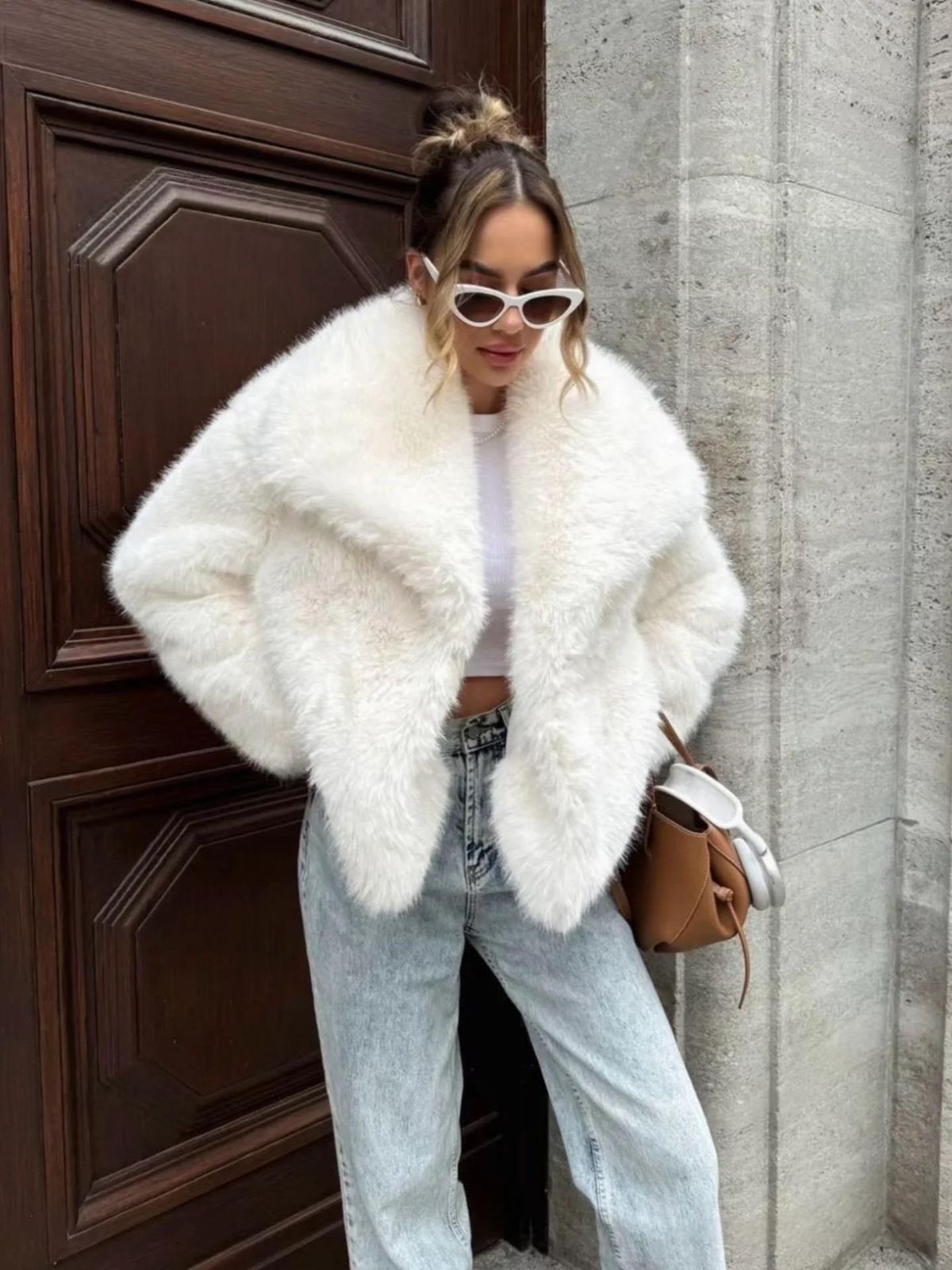 K01 Short Faux Fur Coat With Fox Fur Collar; Fashionable Women's Fur Coat With Plush Fuzziness_ecoleips.com