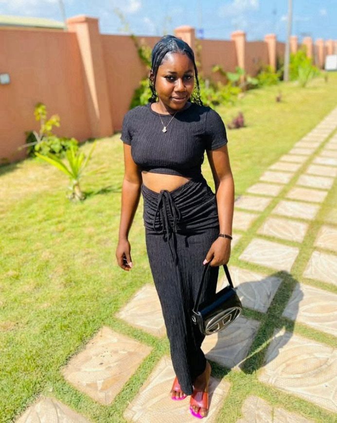 Women's Sexy Pleated Short Sleeve Top And Ruffled Midi Skirt Set Style Drawstring Versatile Clothing_ecoleips.com