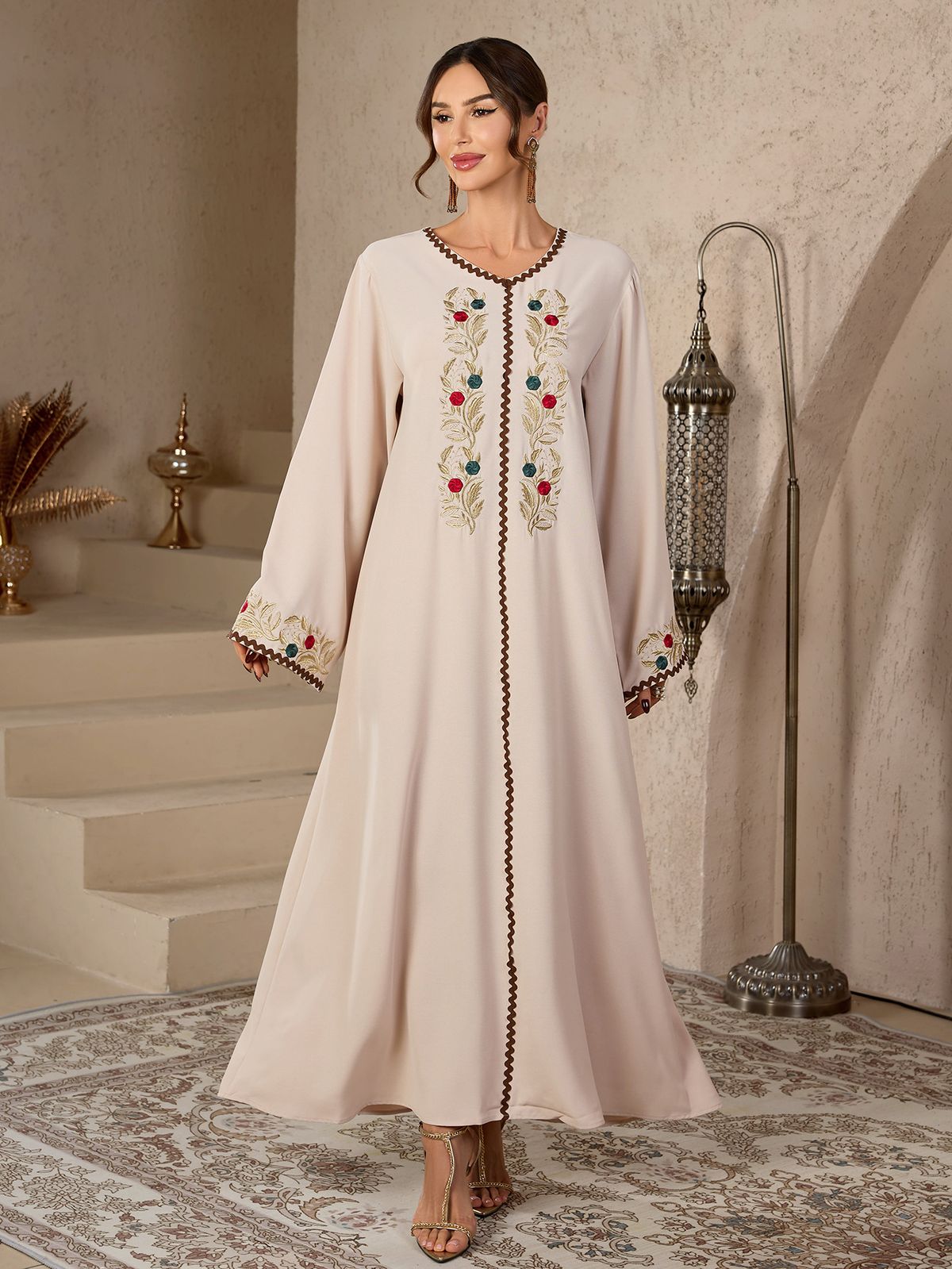 Elegant Gold-Embroidered Kaftan Dress – V-Neck Ribbon Detail Middle Eastern Muslim Abaya (Apricot, M-XL)_ecoleips.com