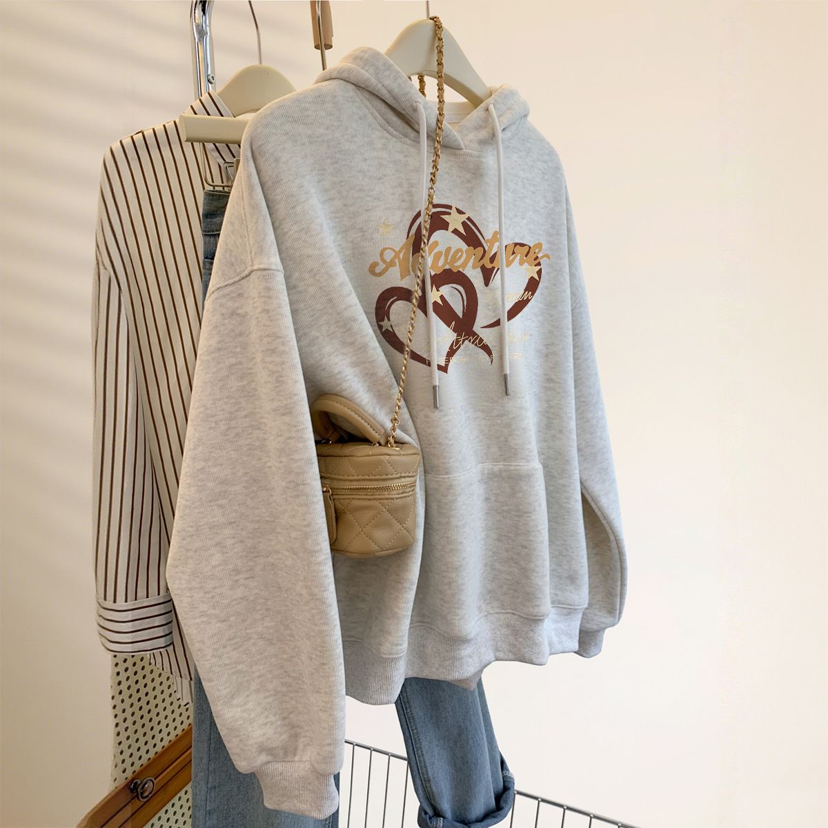 Women's Light Gray Hooded Sweatshirt Casual Loose Fit Slimming Trendy Top Plus Size New Autumn Winter Style Versatile_ecoleips.com