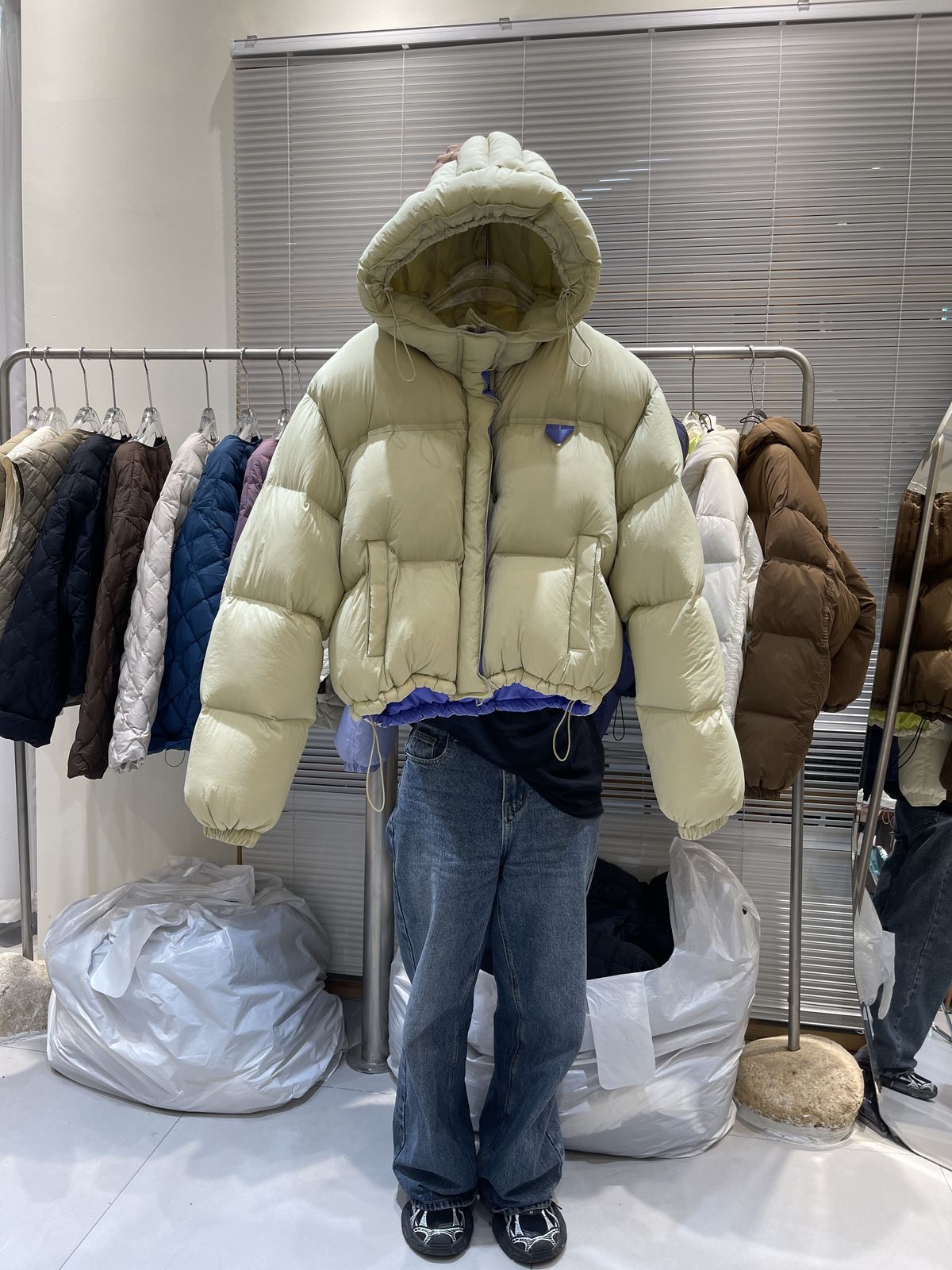"Korean Style Short Puffer Jacket For Women - Hooded Winter Coat With Duck Down Filling, Candy Colors & Thickened Insulation_ecoleips.com