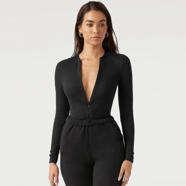 Trendy Women's Jumpsuit – Stretchy Knit Romper With Zipper Top & 3/4 Shorts (S-XL, Rayon Blend, Mid-Rise, 9 Colors)_ecoleips.com