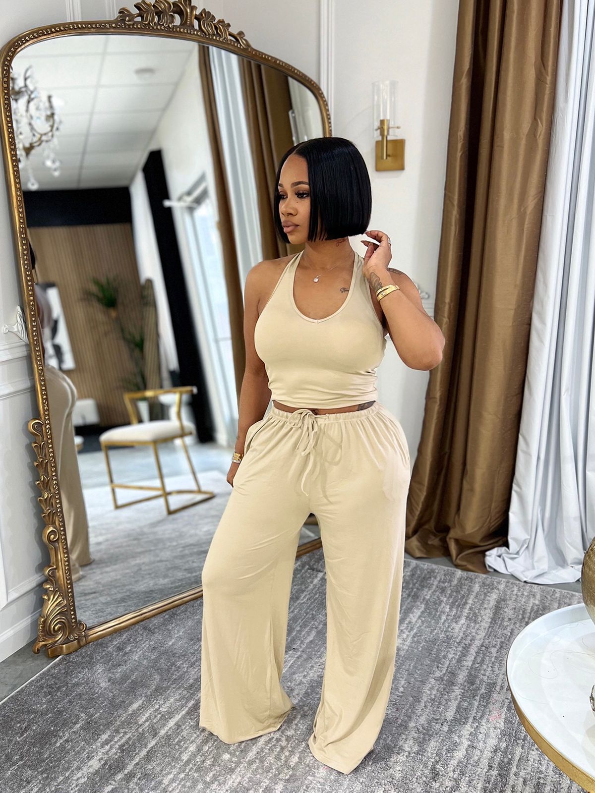Women's Summer Halter Neck Two-Piece Set High-Waisted Wide-Leg Pants Outfit with Pockets_ecoleips.com