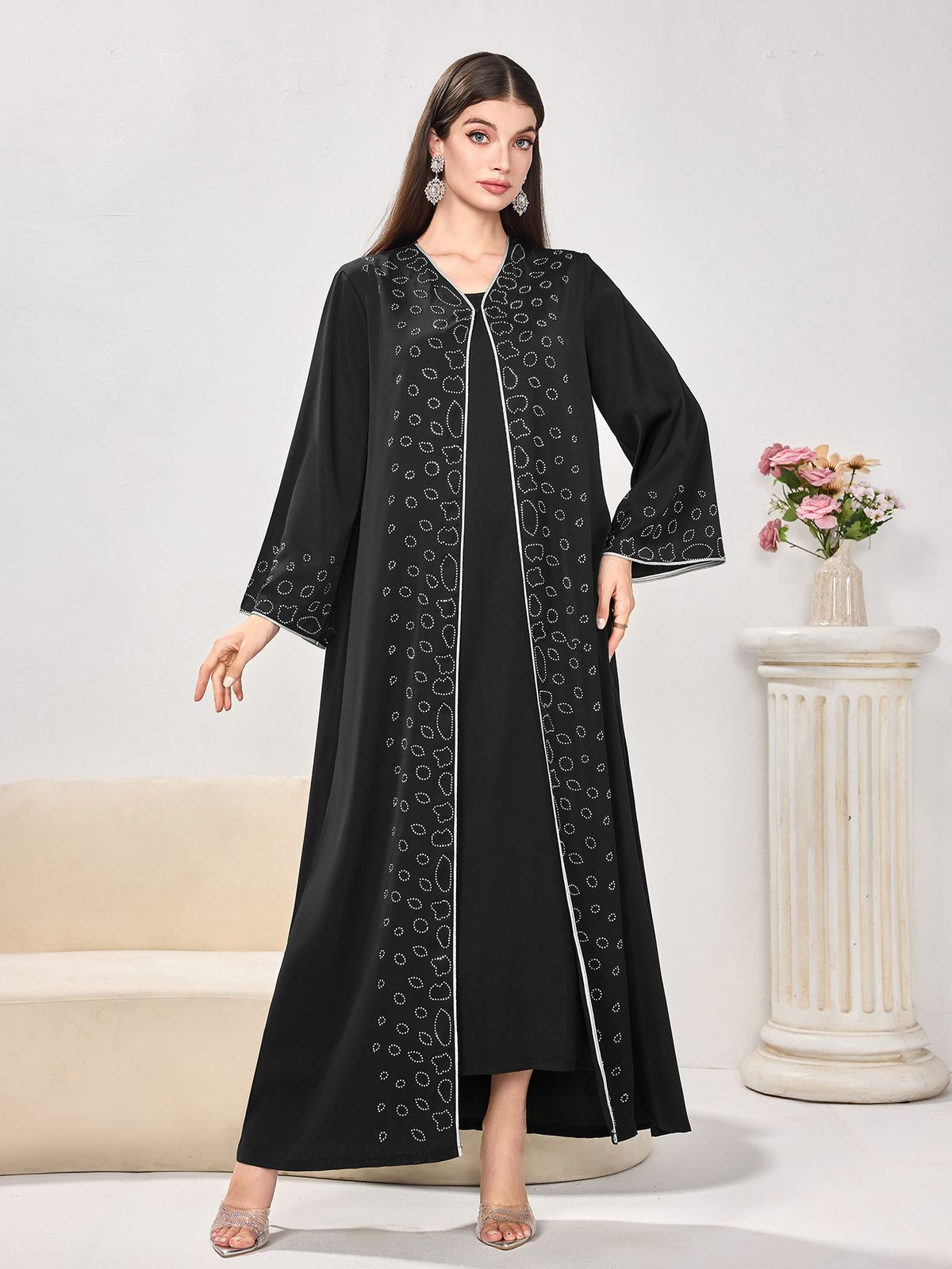 Modest Abaya Dress/Muslim Dress Women Glamorous Dubai-Style Abaya Dress – Sparkling Crystal Embellishments & Relaxed Fit For Modest Fashion_ecoleips.com